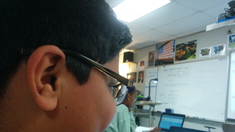 Illustration for article titled 7th Grade Math and Eyeglass Repair
